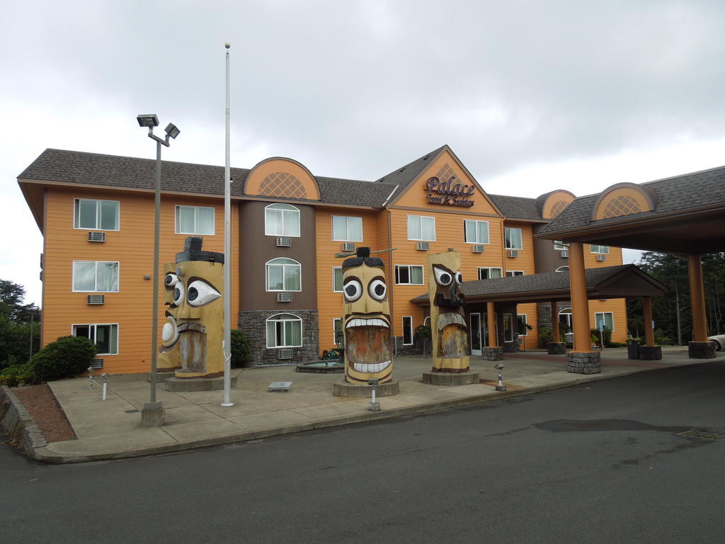 Palace Inn & Suites Lincoln City Exterior foto